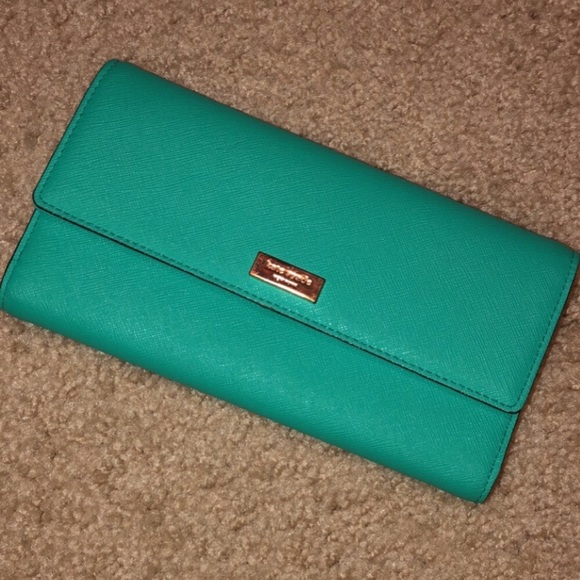 kate spade Handbags - Kate Spade Brightberl Sandra Newbury Lane Wallet